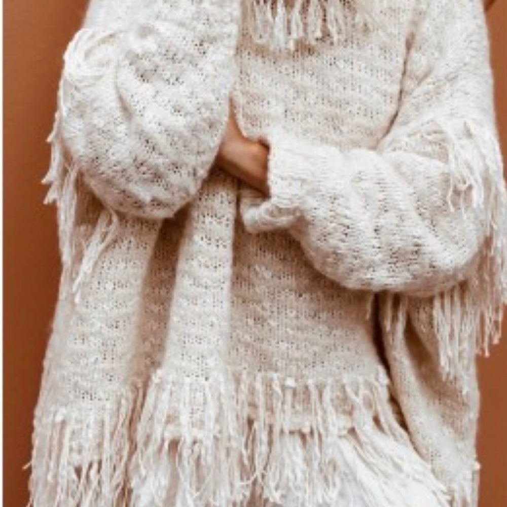 Spell and the Gypsy Kimba fringe sweater M NWT